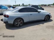 ✅ 2024 BMW 2 Series 230i xDrive • VIN: 3MW33CM0XR8E12183 • Лот: 59224654. Опубликован ранее на Copart с пробегом Не указан. Бесплатный доступ к архиву аукционных продаж из США и подробный отчёт об истории автомобиля на DreamBid. Изображение 3.