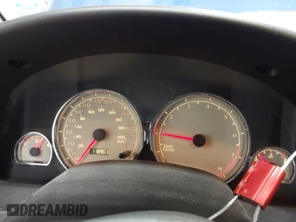 ✅ 2005 Saturn VUE • VIN: 5GZCZ33D85S868227 • Lot: 43512625. Listed on IAAI with 118,903 mi. Free auction sales archive from the USA and detailed vehicle history report at DreamBid. Image 7.