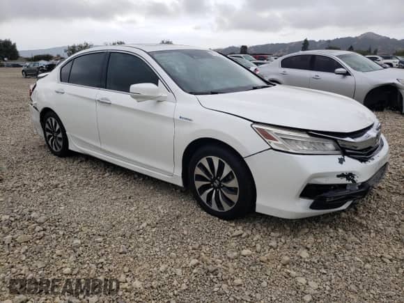 2017 Honda Accord Touring z VIN JHMCR6F76HC023916, wystawiony jako Copart lot #81270445 z przebiegiem 131 952 mil mil oraz Szkoda całkowita • Salvage title. Historia ofert i sprzedaży dostępna na DreamBid. Obrazek 4.