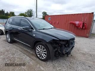 ✅ 2020 Cadillac XT6 AWD Premium Luxury • VIN: 1GYKPFRS2LZ183231 • Lot: 43513372. Listed on IAAI with 46,324 mi. Free auction sales archive from the USA and detailed vehicle history report at DreamBid. Image 1.