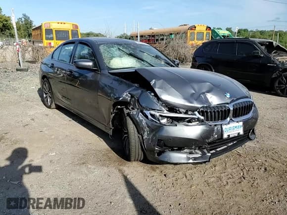 ✅ 2022 BMW 3 Series 330i xDrive • VIN: 3MW5R7J07N8C61526 • Lot: 84838055. Wystawiony na Copart z przebiegiem Nie podano. Bezpłatny archiwum sprzedaży aukcyjnych z USA i szczegółowy raport historii pojazdu na DreamBid. Zdjęcie 13.