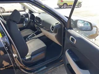 ✅ 2021 Hyundai Venue SEL • VIN: KMHRC8A31MU085088 • Lot: 41904939. Listed on IAAI with 72,719 mi. Free auction sales archive from the USA and detailed vehicle history report at DreamBid. Image 5.