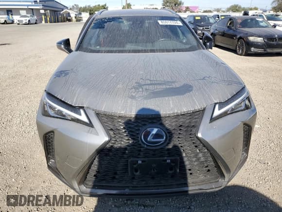 ✅ 2022 Lexus UX 250h F Sport • VIN: JTHE9JBHXN2057367 • Lot: 85917724. Listed on Copart with 60,556 mi. Free auction sales archive from the USA and detailed vehicle history report at DreamBid. Image 5.