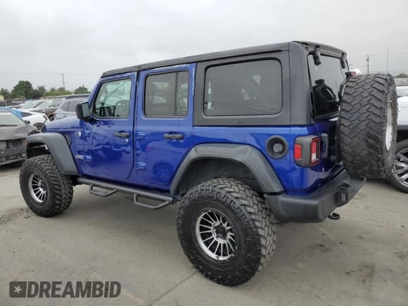 ✅ 2020 Jeep Wrangler Unlimited Sport S • VIN: 1C4HJXDN3LW181949 • Lot: 62301625. Wystawiony na Copart z przebiegiem 50 091 mil. Bezpłatny archiwum sprzedaży aukcyjnych z USA i szczegółowy raport historii pojazdu na DreamBid. Zdjęcie 2.