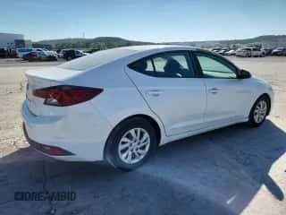 2019 Hyundai Elantra SE z VIN 5NPD74LF3KH466788, wystawiony jako Copart lot #86709055 z przebiegiem 117 860 mil mil oraz Szkoda całkowita • Salvage title. Historia ofert i sprzedaży dostępna na DreamBid. Obrazek 3.