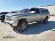2005 Dodge 3500 SLT z VIN 3D7LS38C55G795448, wystawiony jako Copart lot #49448295 z przebiegiem 291 415 mil mil oraz Szkoda całkowita • Salvage title. Historia ofert i sprzedaży dostępna na DreamBid. Obrazek 1.