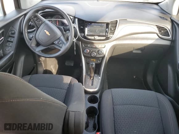 ✅ 2021 Chevrolet Trax LS • VIN: KL7CJKSB3MB308002 • Лот: 55124015. Опубликован ранее на Copart с пробегом 31 666 миль. Бесплатный доступ к архиву аукционных продаж из США и подробный отчёт об истории автомобиля на DreamBid. Изображение 8.