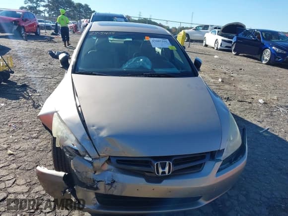 ✅ 2003 Honda Accord EX • VIN: 1HGCM66523A050924 • Lot: 43607316. Wystawiony na IAAI z przebiegiem 238 457 mil. Bezpłatny archiwum sprzedaży aukcyjnych z USA i szczegółowy raport historii pojazdu na DreamBid. Zdjęcie 12.