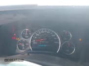 ✅ 2020 Chevrolet Express Cargo • VIN: 1GCWGAFG8L1213955 • Lot: 43087101. Wystawiony na IAAI z przebiegiem 161 890 mil. Bezpłatny archiwum sprzedaży aukcyjnych z USA i szczegółowy raport historii pojazdu na DreamBid. Zdjęcie 7.