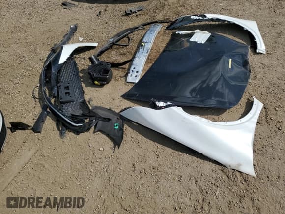 ✅ 2025 Toyota Crown Platinum • VIN: JTDAFAAFXS3011892 • Lot: 67639915. Wystawiony na Copart z przebiegiem 3 406 mil. Bezpłatny archiwum sprzedaży aukcyjnych z USA i szczegółowy raport historii pojazdu na DreamBid. Zdjęcie 13.