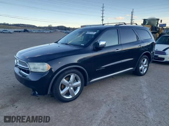 ✅ 2011 Dodge Durango Citadel • VIN: 1D4SE5GT2BC628055 • Lot: 93521125. Listed on Copart with 217,590 mi. Free auction sales archive from the USA and detailed vehicle history report at DreamBid. Image 1.