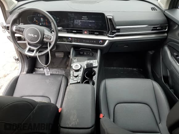 ✅ 2025 Kia Sportage EX • VIN: KNDPVCDG7S7201087 • Lot: 85138675. Wystawiony na Copart z przebiegiem 4 237 mil. Bezpłatny archiwum sprzedaży aukcyjnych z USA i szczegółowy raport historii pojazdu na DreamBid. Zdjęcie 8.