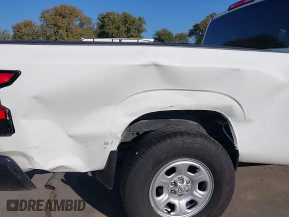 ✅ 2024 Nissan Frontier S • VIN: 1N6ED1CL5RN674809 • Lot: 43588196. Listed on IAAI with 2,204 mi. Free auction sales archive from the USA and detailed vehicle history report at DreamBid. Image 6.