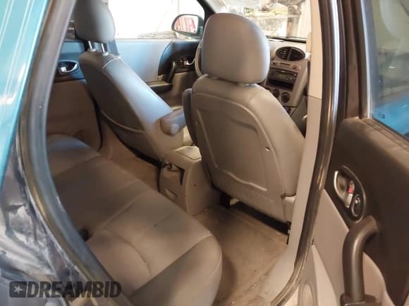 ✅ 2005 Saturn VUE • VIN: 5GZCZ53425S828446 • Лот: 43686606. Опубликован ранее на IAAI с пробегом 260 129 миль. Бесплатный доступ к архиву аукционных продаж из США и подробный отчёт об истории автомобиля на DreamBid. Изображение 8.