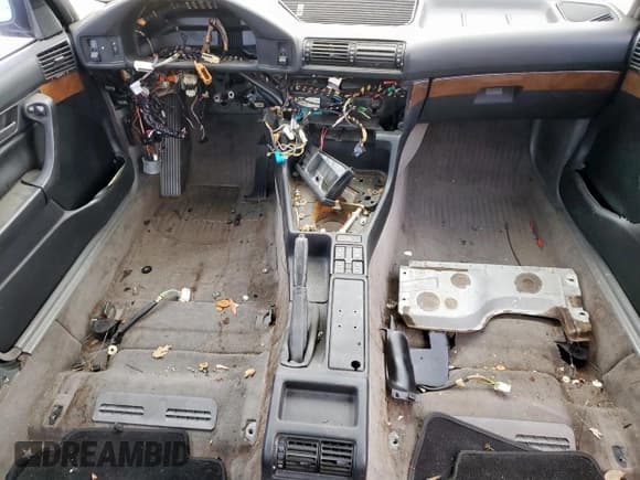 ✅ 1991 BMW M5 • VIN: WBSHD9316MBK05129 • Lot: 59838475. Listed on Copart with Not provided. Free auction sales archive from the USA and detailed vehicle history report at DreamBid. Image 8.