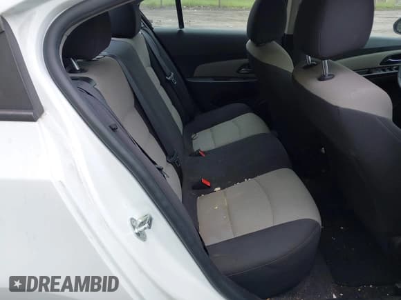 ✅ 2016 Chevrolet Cruze LS • VIN: 1G1PB5SGXG7173440 • Lot: 42995735. Listed on IAAI with 122,550 mi. Free auction sales archive from the USA and detailed vehicle history report at DreamBid. Image 8.