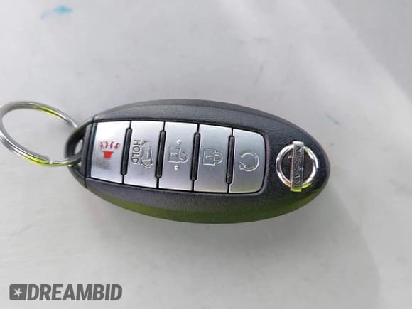 ✅ 2016 Nissan Pathfinder SV • VIN: 5N1AR2MM4GC636928 • Lot: 43641108. Wystawiony na IAAI z przebiegiem 127 283 mil. Bezpłatny archiwum sprzedaży aukcyjnych z USA i szczegółowy raport historii pojazdu na DreamBid. Zdjęcie 11.