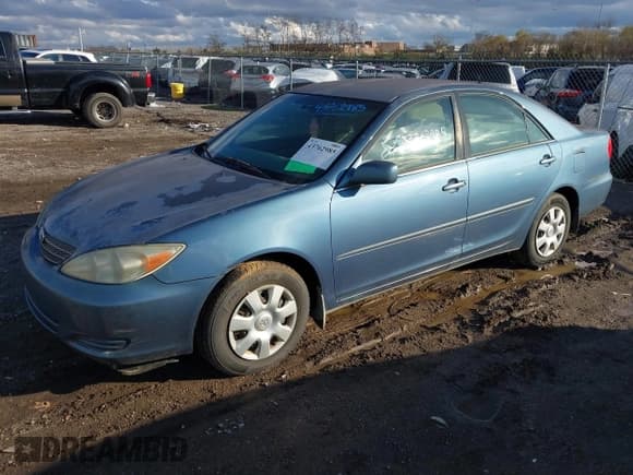 ✅ 2003 Toyota Camry LE • VIN: 4T1BE32K43U763271 • Lot: 43762985. Listed on IAAI with 234,811 mi. Free auction sales archive from the USA and detailed vehicle history report at DreamBid. Image 2.
