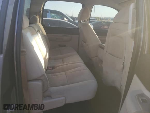 ✅ 2007 Chevrolet Silverado 1500 1LT • VIN: 2GCEC13J371522840 • Lot: 77124554. Listed on Copart with 236,284 mi. Free auction sales archive from the USA and detailed vehicle history report at DreamBid. Image 11.