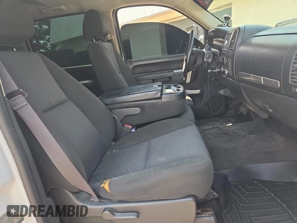 ✅ 2011 Chevrolet Silverado 2500HD LT • VIN: 1GC1KXCG6BF222090 • Лот: 42415109. Опубликован ранее на IAAI с пробегом 170 910 миль. Бесплатный доступ к архиву аукционных продаж из США и подробный отчёт об истории автомобиля на DreamBid. Изображение 5.