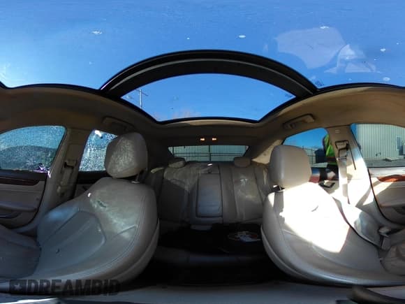 ✅ 2011 Cadillac CTS Premium • VIN: 1G6DS5ED5B0121939 • Lot: 41506316. Wystawiony na IAAI z przebiegiem 157 918 mil. Bezpłatny archiwum sprzedaży aukcyjnych z USA i szczegółowy raport historii pojazdu na DreamBid. Zdjęcie 18.