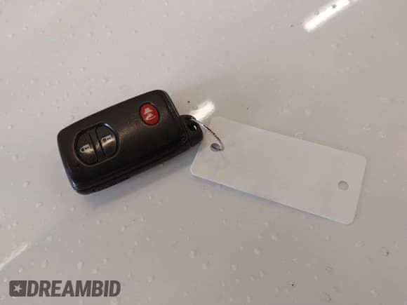 ✅ 2015 Toyota Prius Two • VIN: JTDZN3EU7FJ031674 • Lot: 41825435. Listed on IAAI with 182,162 mi. Free auction sales archive from the USA and detailed vehicle history report at DreamBid. Image 11.