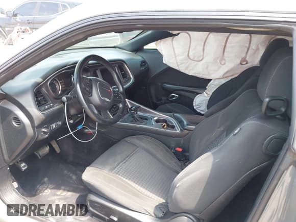 ✅ 2018 Dodge Challenger SXT Plus • VIN: 2C3CDZAG0JH229555 • Лот: 43075813. Опубликован ранее на IAAI с пробегом 69 087 миль. Бесплатный доступ к архиву аукционных продаж из США и подробный отчёт об истории автомобиля на DreamBid. Изображение 5.