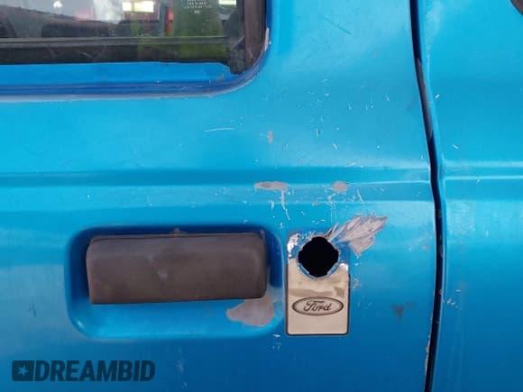 ✅ 1996 Ford Ranger XL • VIN: 1FTCR14U7TPA61282 • Lot: 42534327. Listed on IAAI with 155,875 mi. Free auction sales archive from the USA and detailed vehicle history report at DreamBid. Image 11.