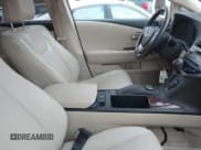 ✅ 2013 Lexus RX 350 • VIN: 2T2BK1BA5DC166018 • Lot: 43580632. Wystawiony na IAAI z przebiegiem 160 184 mil. Bezpłatny archiwum sprzedaży aukcyjnych z USA i szczegółowy raport historii pojazdu na DreamBid. Zdjęcie 5.