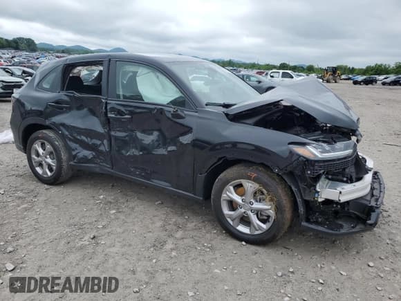 ✅ 2024 Honda HR-V LX • VIN: 3CZRZ2H33RM739102 • Lot: 58030145. Listed on Copart with 16,686 mi. Free auction sales archive from the USA and detailed vehicle history report at DreamBid. Image 4.