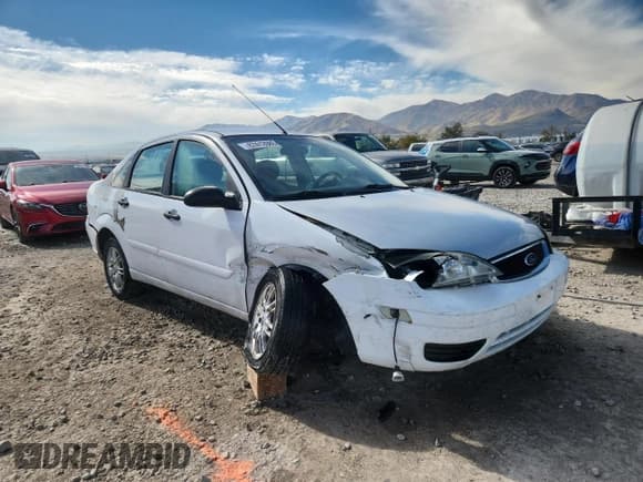 ✅ 2005 Ford Focus S • VIN: 1FAFP34N05W290649 • Лот: 90919625. Опубликован ранее на Copart с пробегом 242 434 миль. Бесплатный доступ к архиву аукционных продаж из США и подробный отчёт об истории автомобиля на DreamBid. Изображение 4.