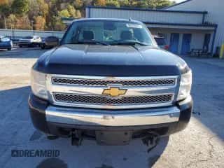 2008 Chevrolet Silverado 1500 Work Truck z VIN 1GCEK14098Z287216, wystawiony jako Copart lot #90220675 z przebiegiem 86 414 mil mil oraz Szkoda całkowita • Salvage title. Historia ofert i sprzedaży dostępna na DreamBid. Obrazek 5.