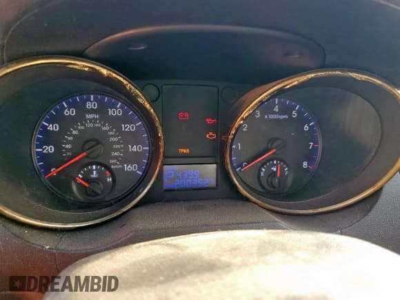 ✅ 2011 Hyundai Genesis Coupe • VIN: KMHHT6KDXBU042776 • Lot: 57615765. Wystawiony na Copart z przebiegiem 200 352 mil. Bezpłatny archiwum sprzedaży aukcyjnych z USA i szczegółowy raport historii pojazdu na DreamBid. Zdjęcie 9.