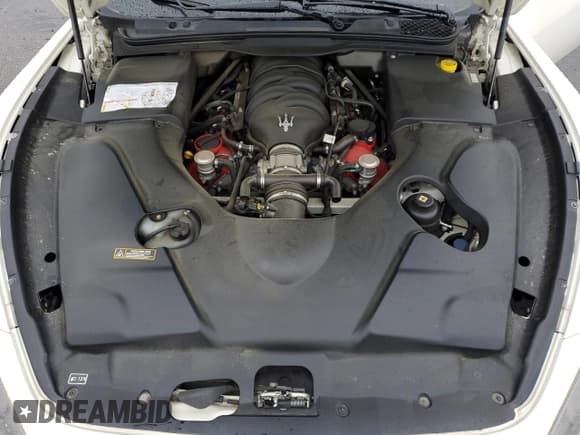 ✅ 2012 Maserati GranTurismo • VIN: ZAM45KMAXC0062670 • Lot: 58620245. Wystawiony na Copart z przebiegiem 24 911 mil. Bezpłatny archiwum sprzedaży aukcyjnych z USA i szczegółowy raport historii pojazdu na DreamBid. Zdjęcie 11.