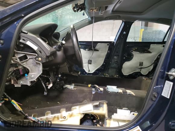 ✅ 2019 Acura TLX Technology • VIN: 19UUB3F43KA001312 • Lot: 84908135. Listed on Copart with Not provided. Free auction sales archive from the USA and detailed vehicle history report at DreamBid. Image 7.