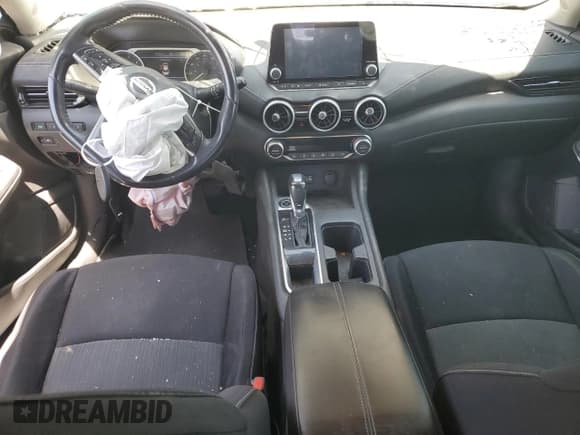 ✅ 2020 Nissan Sentra SV • VIN: 3N1AB8CV4LY285335 • Lot: 52756365. Wystawiony na Copart z przebiegiem 126 153 mil. Bezpłatny archiwum sprzedaży aukcyjnych z USA i szczegółowy raport historii pojazdu na DreamBid. Zdjęcie 8.