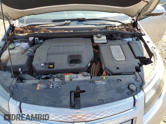 ✅ 2013 Chevrolet Volt • VIN: 1G1RA6E49DU121829 • Lot: 80387425. Wystawiony na Copart z przebiegiem 165 307 mil. Bezpłatny archiwum sprzedaży aukcyjnych z USA i szczegółowy raport historii pojazdu na DreamBid. Zdjęcie 11.