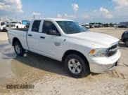 ✅ 2022 Ram 1500 Tradesman • VIN: 1C6RR7FG3NS230371 • Lot: 71614595. Wystawiony na Copart z przebiegiem 14 672 mil. Bezpłatny archiwum sprzedaży aukcyjnych z USA i szczegółowy raport historii pojazdu na DreamBid. Zdjęcie 4.