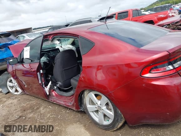 ✅ 2015 Dodge Dart SXT • VIN: 1C3CDFBB2FD373663 • Лот: 43288273. Опубликован ранее на IAAI с пробегом Не указан. Бесплатный доступ к архиву аукционных продаж из США и подробный отчёт об истории автомобиля на DreamBid. Изображение 15.