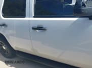 ✅ 2014 Chevrolet Tahoe Commercial • VIN: 1GNLC2E09ER192179 • Lot: 43382967. Wystawiony na IAAI z przebiegiem 147 160 mil. Bezpłatny archiwum sprzedaży aukcyjnych z USA i szczegółowy raport historii pojazdu na DreamBid. Zdjęcie 13.