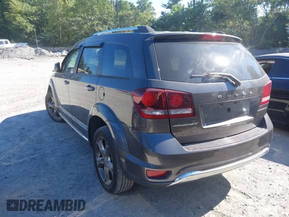 2015 Dodge Journey Crossroad z VIN 3C4PDCGB6FT735461, wystawiony jako IAAI lot #43070037 z przebiegiem 123 726 mil mil oraz . Historia ofert i sprzedaży dostępna na DreamBid. Obrazek 3.