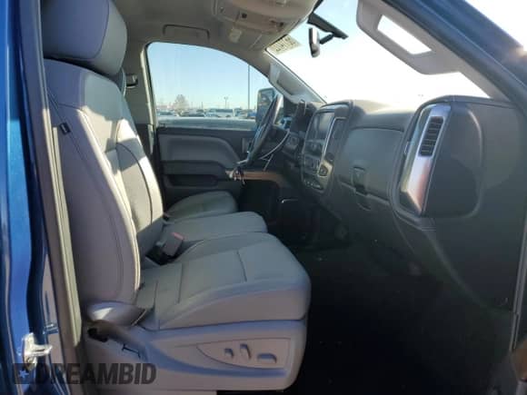 2016 Chevrolet Silverado 2500HD LTZ с VIN 1GC2KWEG3GZ288890, выставлен на аукционе Copart как лот 66109035 с пробегом 26 112 миль миль и На запчасти • Non repairable. История ставок и продаж доступна на DreamBid. Изображение 5.