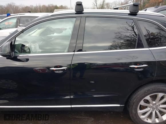 ✅ 2015 Audi Q5 Premium • VIN: WA1CFAFP5FA105832 • Lot: 43754297. Listed on IAAI with 105,704 mi. Free auction sales archive from the USA and detailed vehicle history report at DreamBid. Image 14.