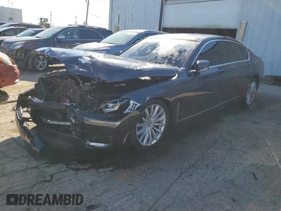 ✅ 2022 BMW 7 Series 740i xDrive • VIN: WBA7T4C01NCH98359 • Lot: 45058874. Wystawiony na Copart z przebiegiem Nie podano. Bezpłatny archiwum sprzedaży aukcyjnych z USA i szczegółowy raport historii pojazdu na DreamBid. Zdjęcie 1.