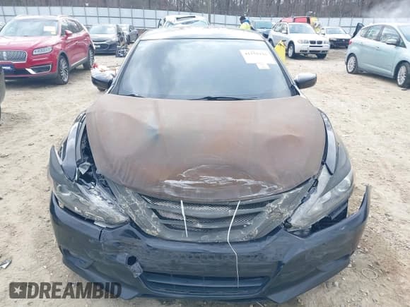 ✅ 2017 Nissan Altima SV • VIN: 1N4AL3AP4HC252892 • Lot: 41553226. Listed on IAAI with 91,079 mi. Free auction sales archive from the USA and detailed vehicle history report at DreamBid. Image 13.