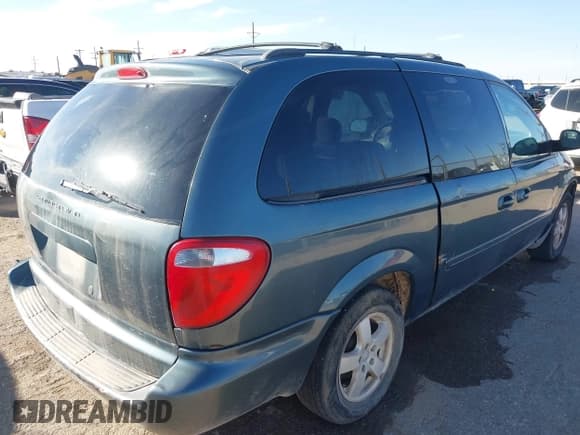 ✅ 2007 Dodge Grand Caravan SXT • VIN: 2D4GP44L67R113802 • Лот: 43476928. Опубликован ранее на IAAI с пробегом 229 266 миль. Бесплатный доступ к архиву аукционных продаж из США и подробный отчёт об истории автомобиля на DreamBid. Изображение 6.