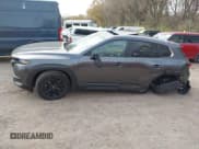 ✅ 2025 Mazda CX-50 S Premium • VIN: 7MMVABDM7SN381976 • Lot: 43720516. Wystawiony na IAAI z przebiegiem 5 mil. Bezpłatny archiwum sprzedaży aukcyjnych z USA i szczegółowy raport historii pojazdu na DreamBid. Zdjęcie 14.