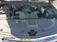 ✅ 2018 Chevrolet Suburban Premier • VIN: 1GNSCJKC1JR199271 • Lot: 52395935. Wystawiony na Copart z przebiegiem 216 083 mil. Bezpłatny archiwum sprzedaży aukcyjnych z USA i szczegółowy raport historii pojazdu na DreamBid. Zdjęcie 12.