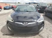✅ 2013 Hyundai Veloster w/Gray Int • VIN: KMHTC6AD8DU156001 • Lot: 73138844. Wystawiony na Copart z przebiegiem 151 366 mil. Bezpłatny archiwum sprzedaży aukcyjnych z USA i szczegółowy raport historii pojazdu na DreamBid. Zdjęcie 5.