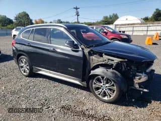 ✅ 2017 BMW X1 xDrive28i • VIN: WBXHT3Z35H4A64957 • Lot: 70303865. Wystawiony na Copart z przebiegiem 129 023 mil. Bezpłatny archiwum sprzedaży aukcyjnych z USA i szczegółowy raport historii pojazdu na DreamBid. Zdjęcie 4.